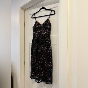 Aritzia Babaton Black lace dress with baby pink lining size 2